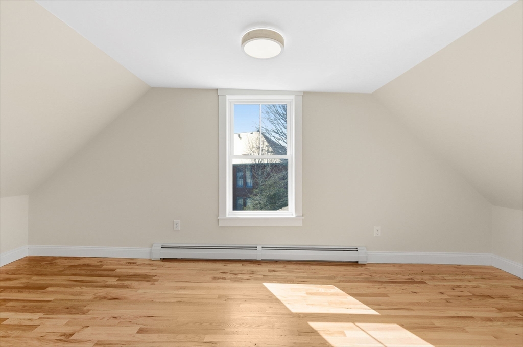 20 Beacon Street, Unit 2 Gloucester, MA 01930 - Photo 19 of 28