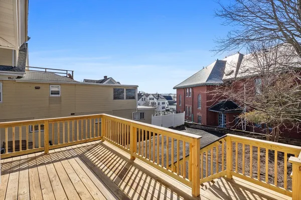 $3,700 | 20 Beacon Street, Unit 2, Gloucester, MA 01930