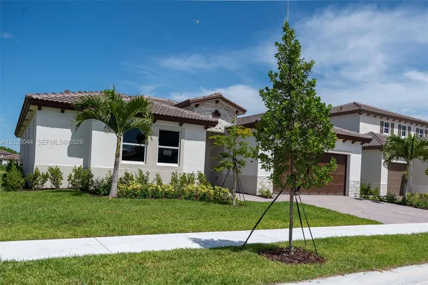 $4,200 | 2988 Southeast 25th Avenue, Homestead, FL 33035