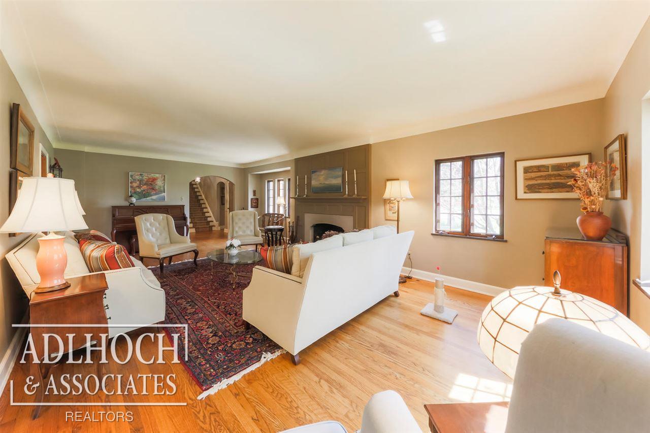 15725 Windmill Point Grosse Pointe, MI 48230 - Photo 9 of 58