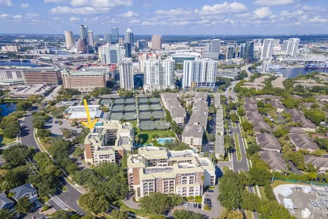 a picture of city view