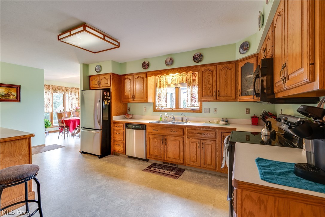 7121 Westfield Road Medina, OH 44256 - Photo 7 of 27 Gallery Image 7