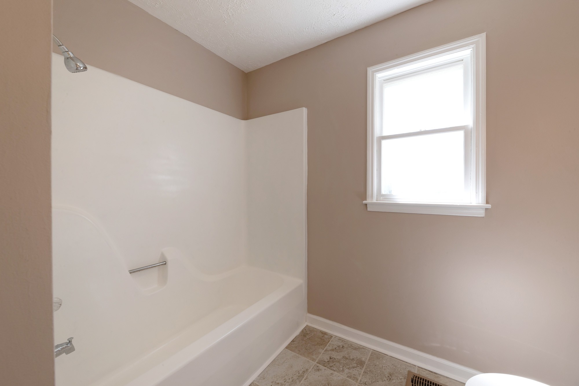 712 Marbury Road Tullahoma, TN 37388 - Photo 15 of 30 Gallery Image 15