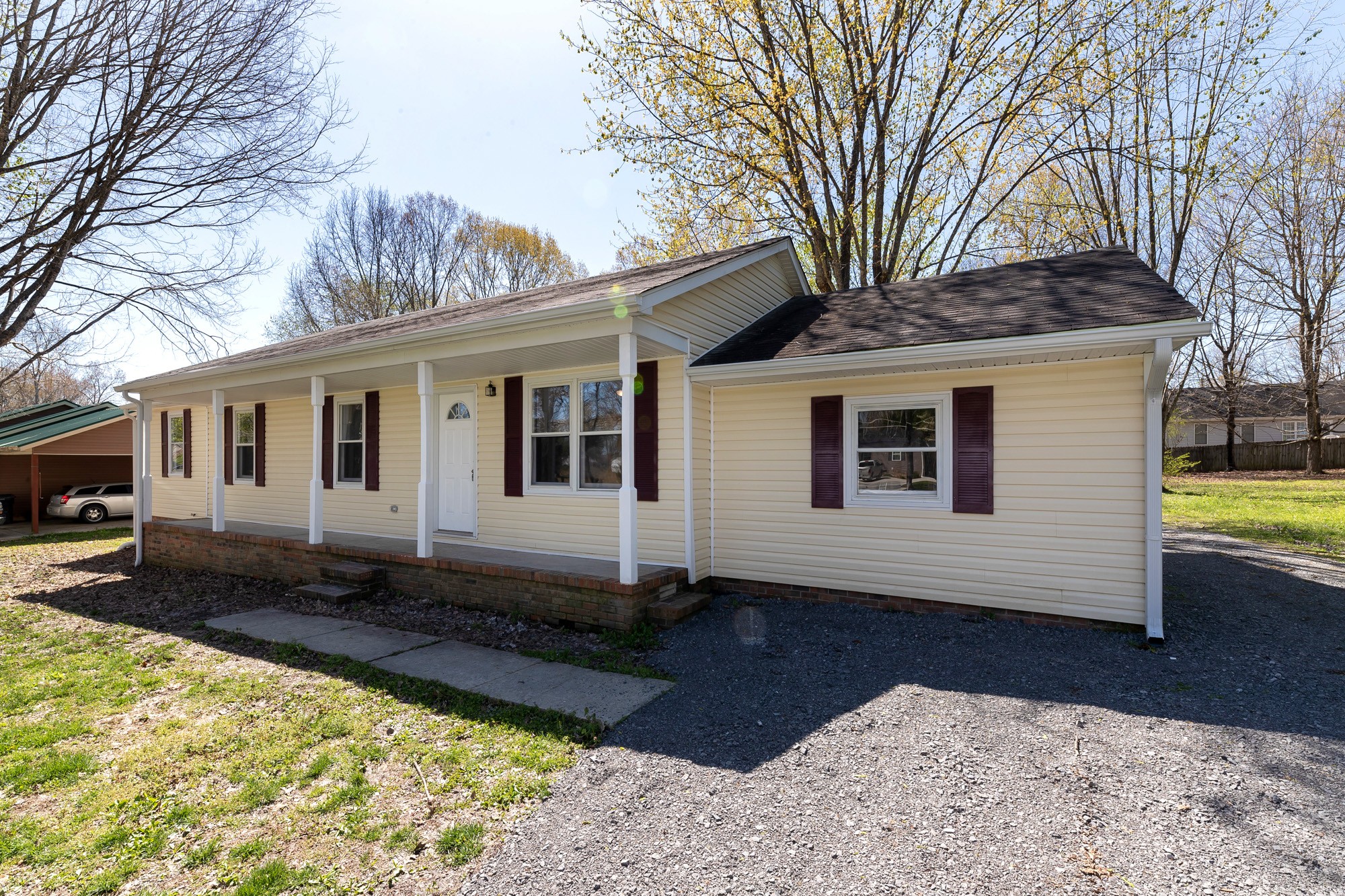 712 Marbury Road Tullahoma, TN 37388 - Photo 3 of 30 Gallery Image 3