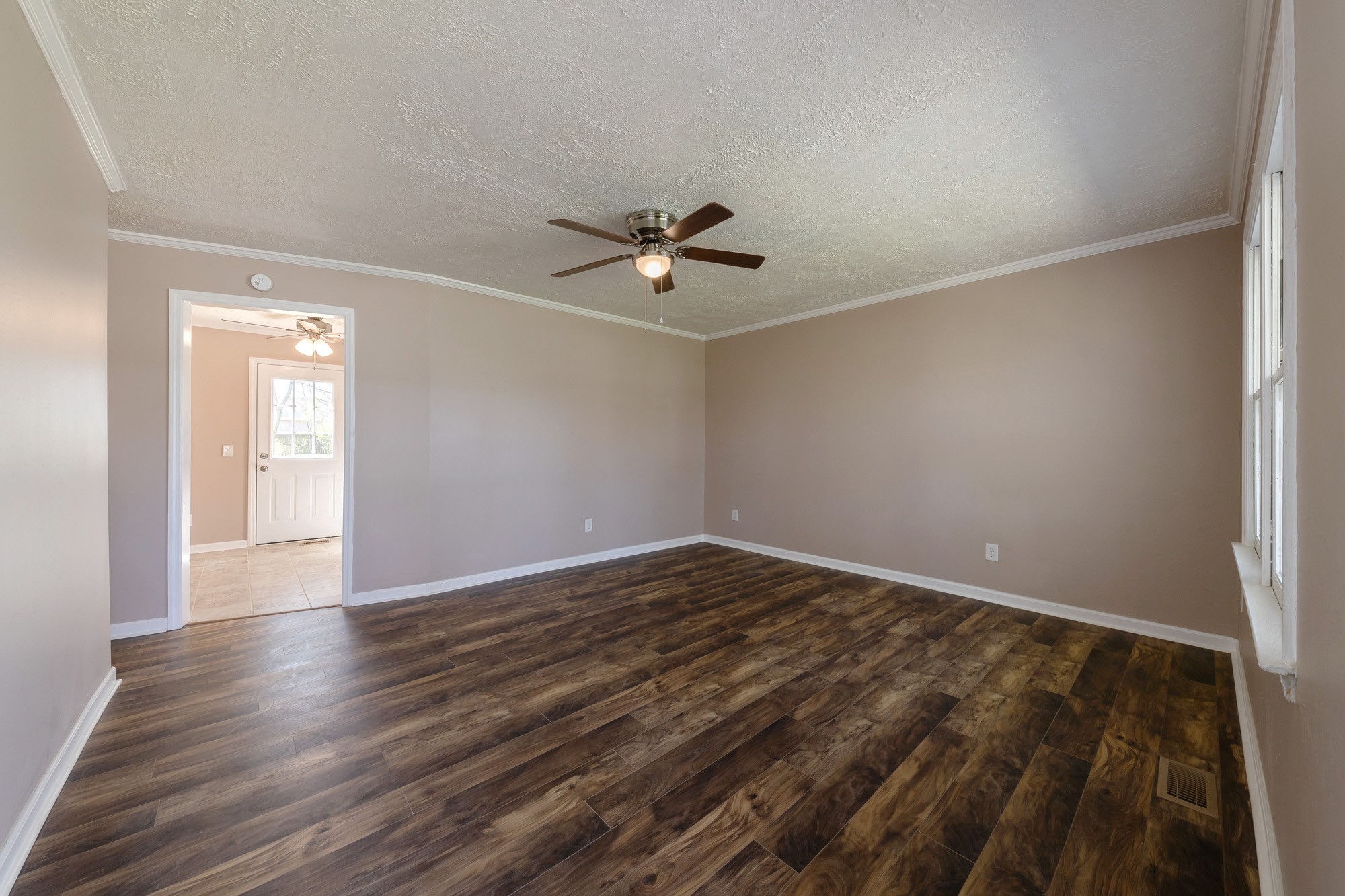 712 Marbury Road Tullahoma, TN 37388 - Photo 5 of 30 Gallery Image 5