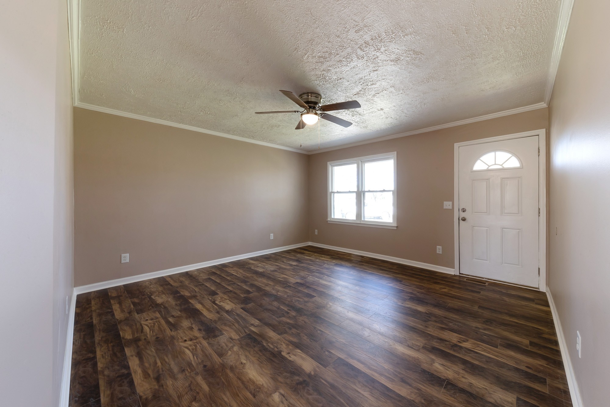 712 Marbury Road Tullahoma, TN 37388 - Photo 6 of 30 Gallery Image 6