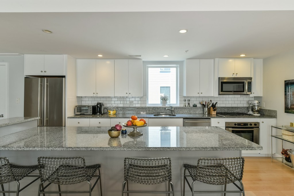 335 West 2nd Street, Unit 16 Boston, MA 02127 - Photo 3 of 17