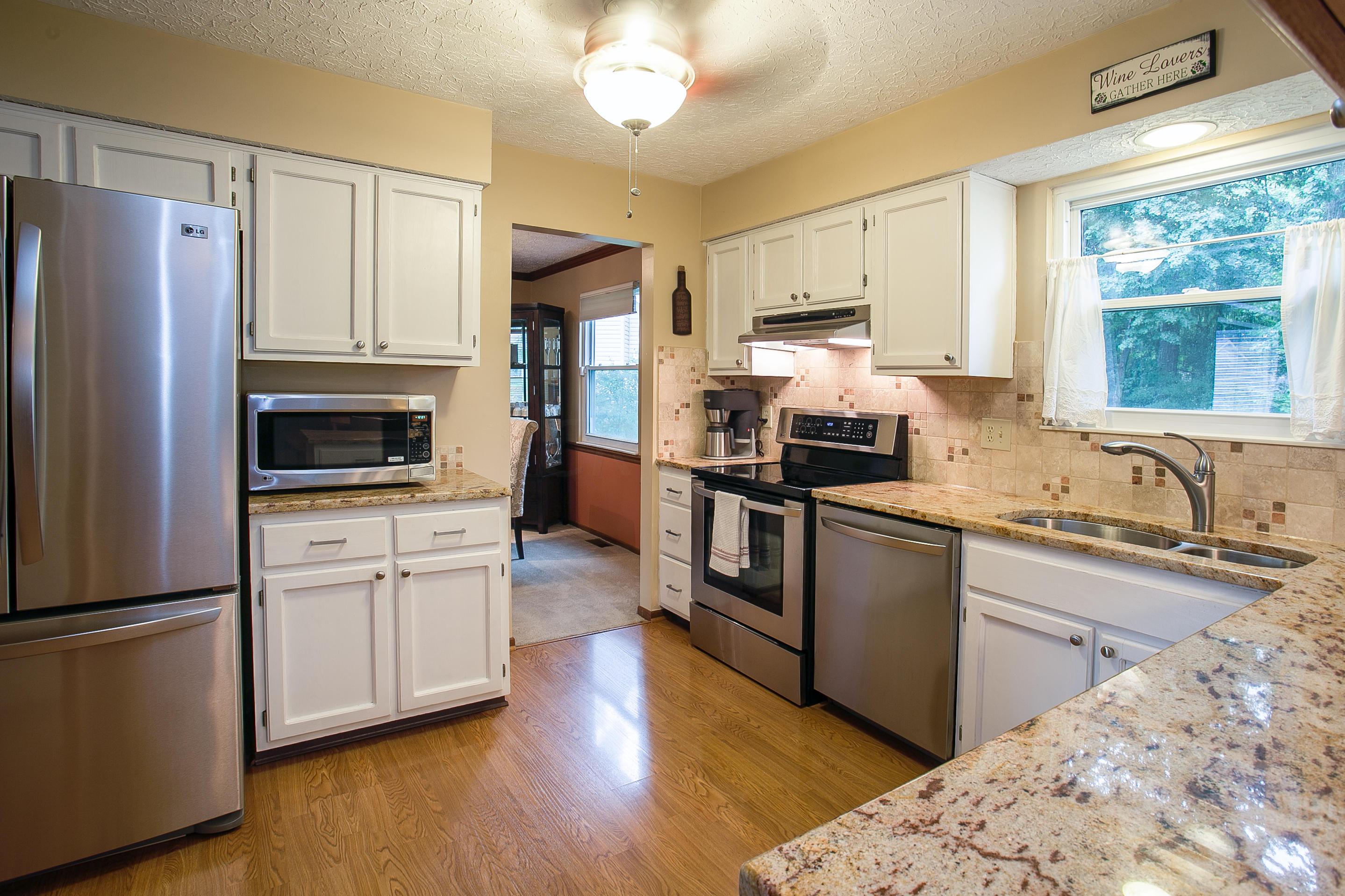 814 Lindenhaven Road Columbus, OH 43230 - Photo 8 of 24 Gallery Image 8
