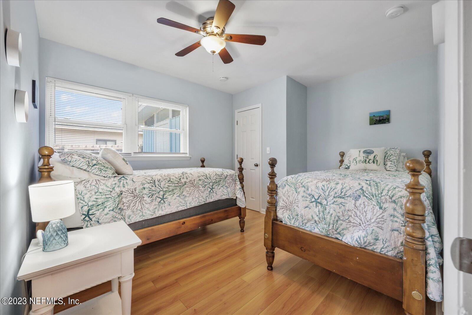 1316 Pinewood Road Jacksonville Beach, FL 32250 - Photo 24 of 46 23-063A4899