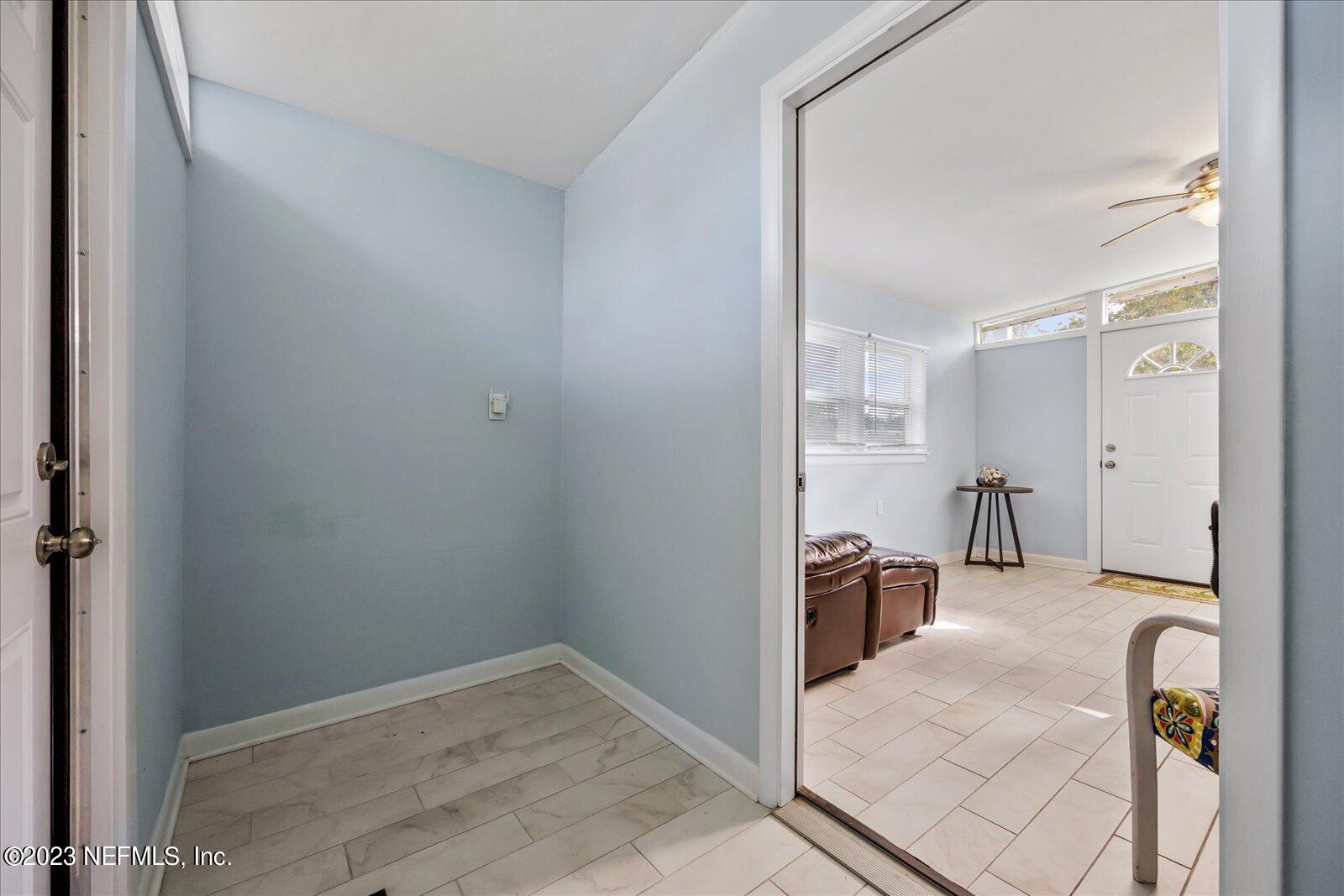 1316 Pinewood Road Jacksonville Beach, FL 32250 - Photo 29 of 46 28-063A4939