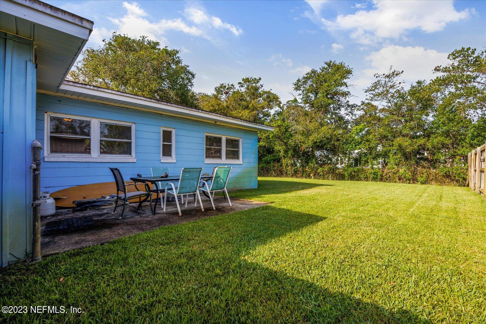 1316 Pinewood Road Jacksonville Beach, FL 32250 - Photo 34 of 46 31-063A4948