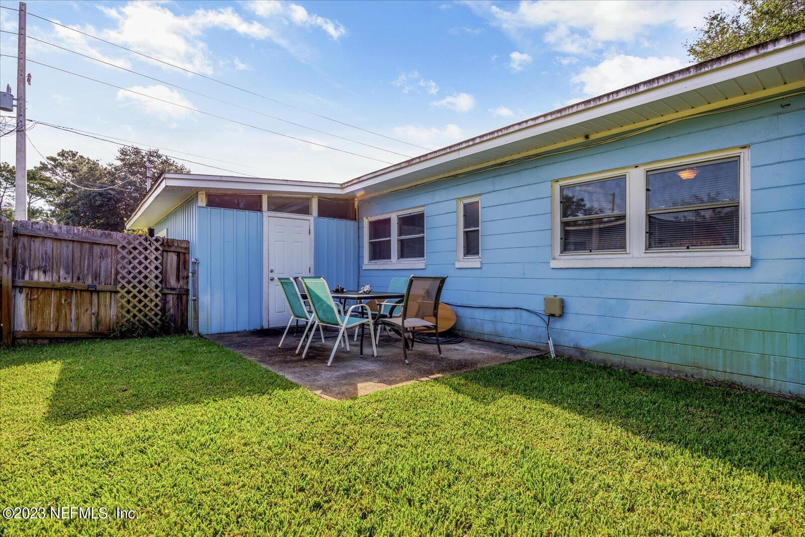 1316 Pinewood Road Jacksonville Beach, FL 32250 - Photo 35 of 46 30-063A4945