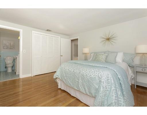 27 Marion Road Wakefield, MA 01880 - Photo 13 of 27 Gallery Image 13