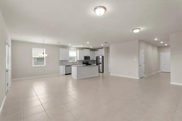 $2,150 | 121 Emerald Pass, Kyle, TX 78640