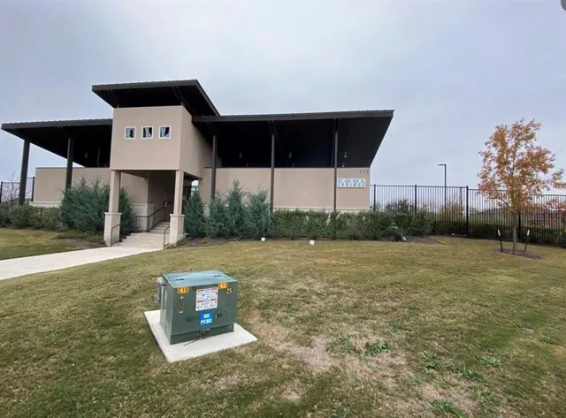 $2,150 | 121 Emerald Pass, Kyle, TX 78640