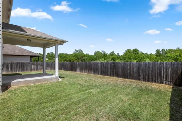 $2,150 | 121 Emerald Pass, Kyle, TX 78640