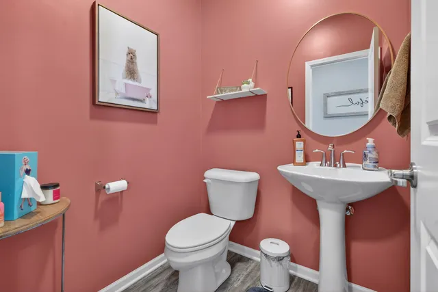 $379,900 | 1008 Moraine Drive, South Elgin, IL 60177