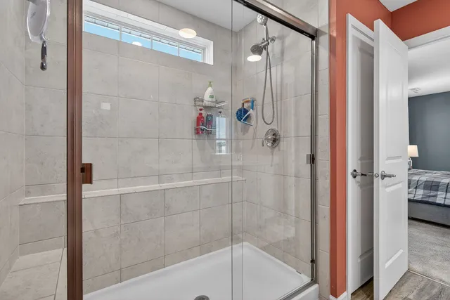 $379,900 | 1008 Moraine Drive, South Elgin, IL 60177