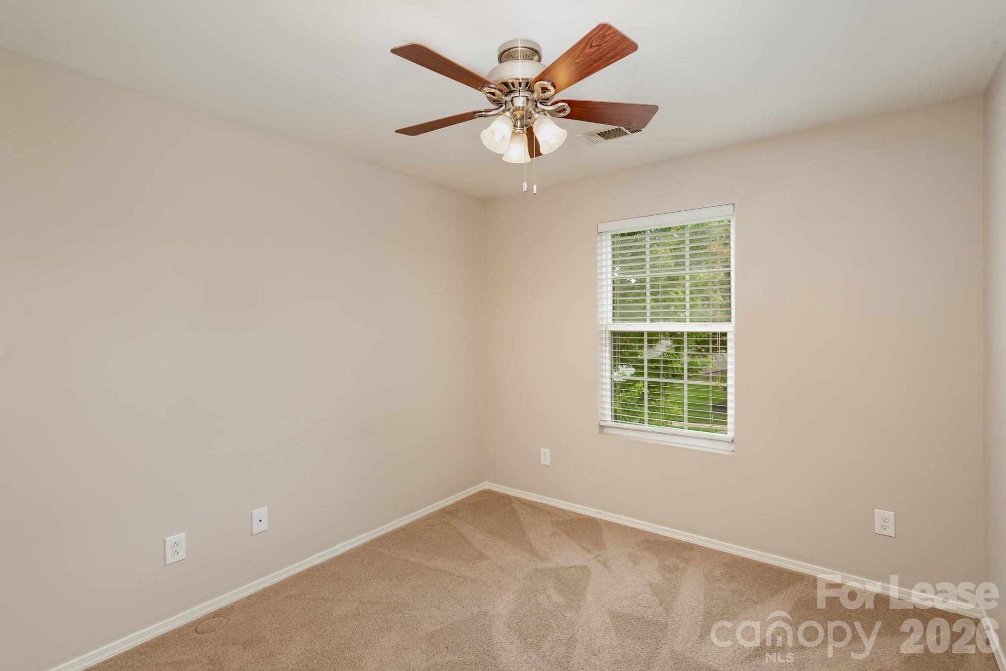 6442 Ridgeview Commons Drive Charlotte, NC 28269 - Photo 16 of 20