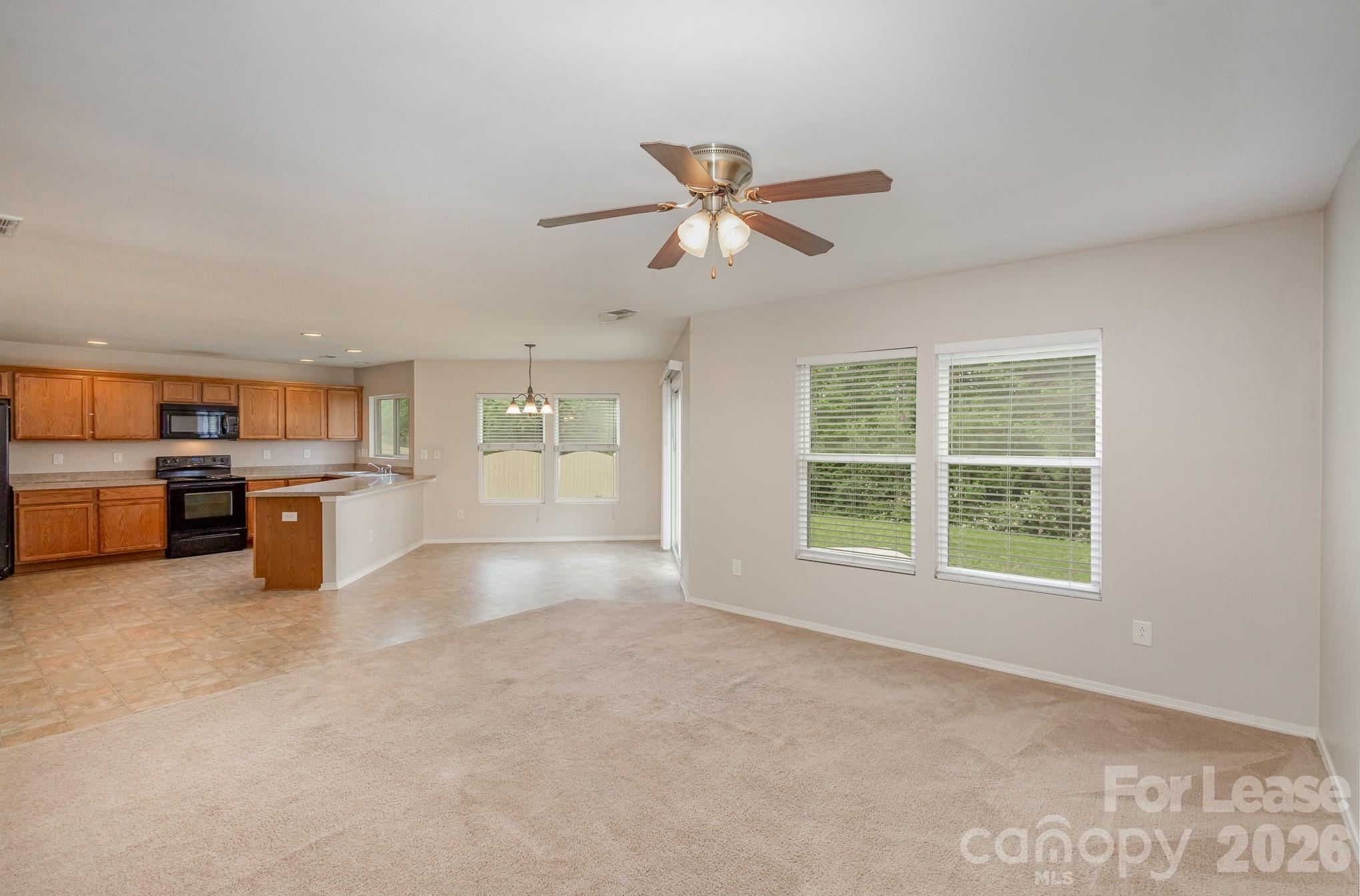 6442 Ridgeview Commons Drive Charlotte, NC 28269 - Photo 5 of 20