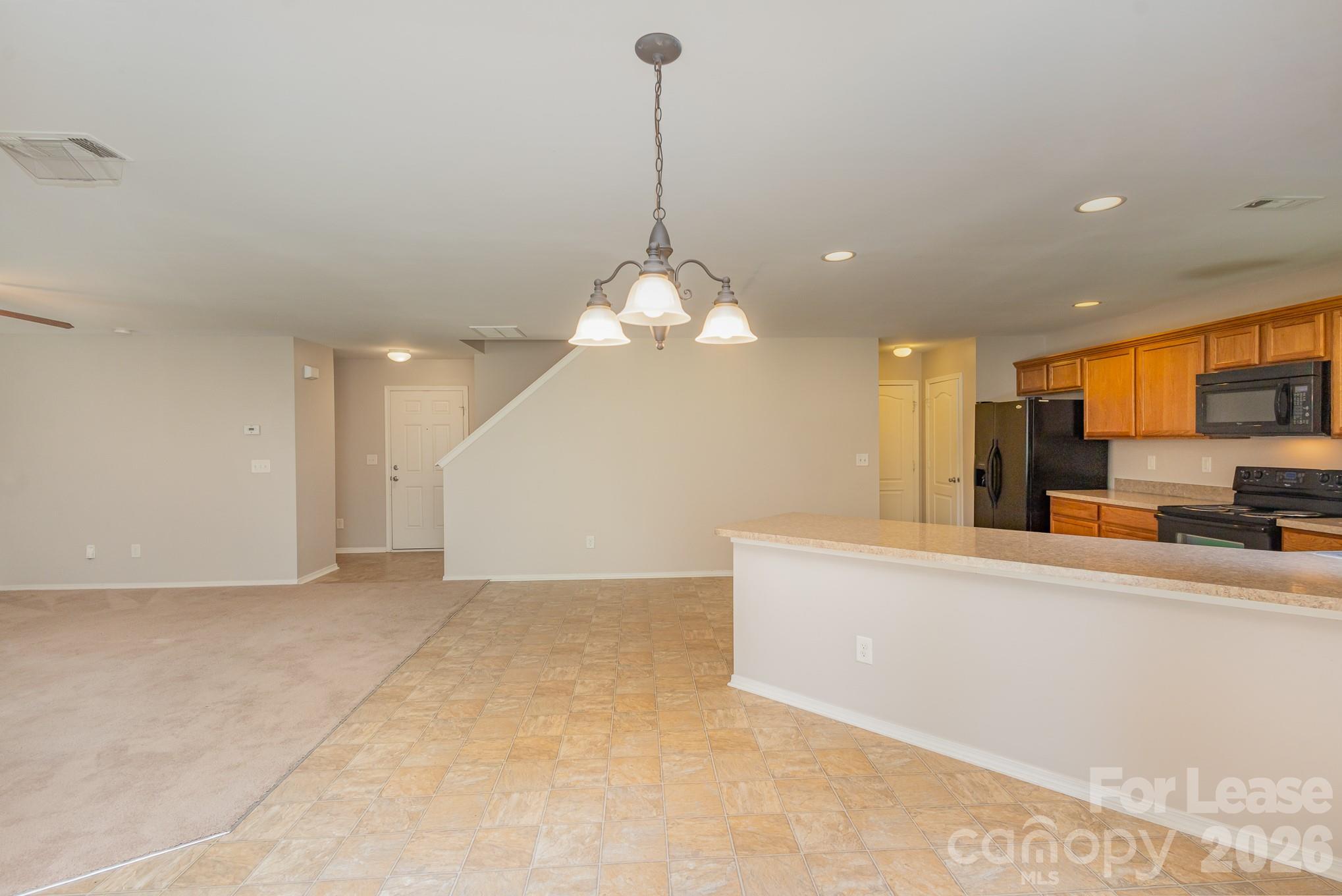 6442 Ridgeview Commons Drive Charlotte, NC 28269 - Photo 8 of 20