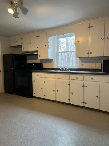 $1,500 | 56 Morton Station Road, Unit 5, Charlton, MA 01507