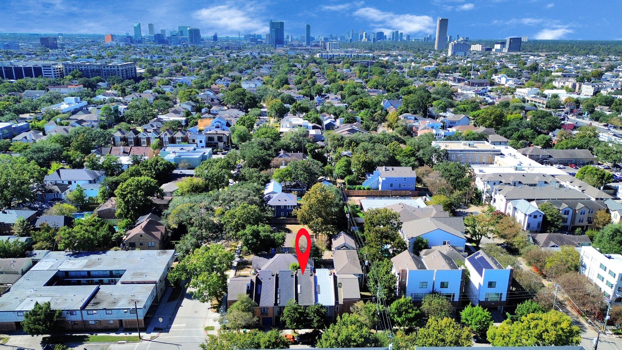 3540 Yupon Street Houston, TX 77006 - Photo 2 of 22 an aerial view of multiple house
