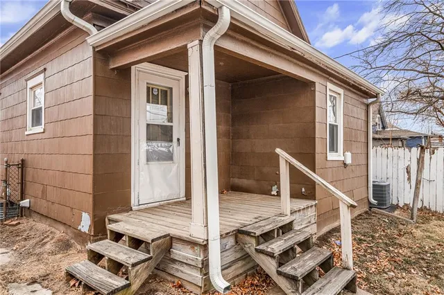 $138,000 | 211 North 23 Street, Kansas City, KS 66102