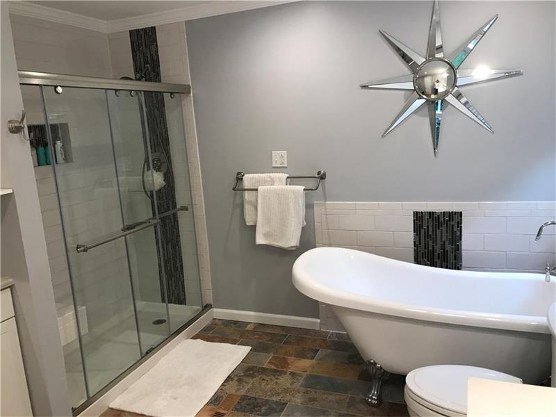1657 Little Meadow Road Pittsburgh, PA 15241 - Photo 11 of 24 Gallery Image 11
