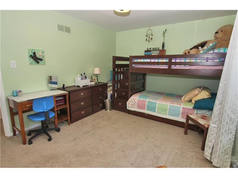 1657 Little Meadow Road Pittsburgh, PA 15241 - Photo 19 of 24 Gallery Image 19