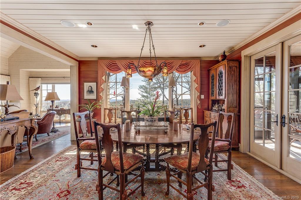 154 Homestead Road, Unit 7 Lake Toxaway, NC 28747 - Photo 26 of 31 Gallery Image 26