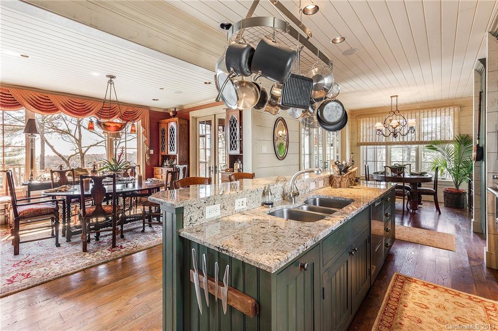 154 Homestead Road, Unit 7 Lake Toxaway, NC 28747 - Photo 27 of 31 Gallery Image 27