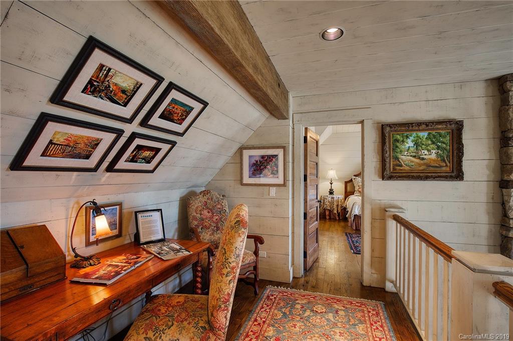 154 Homestead Road, Unit 7 Lake Toxaway, NC 28747 - Photo 8 of 31 Gallery Image 8