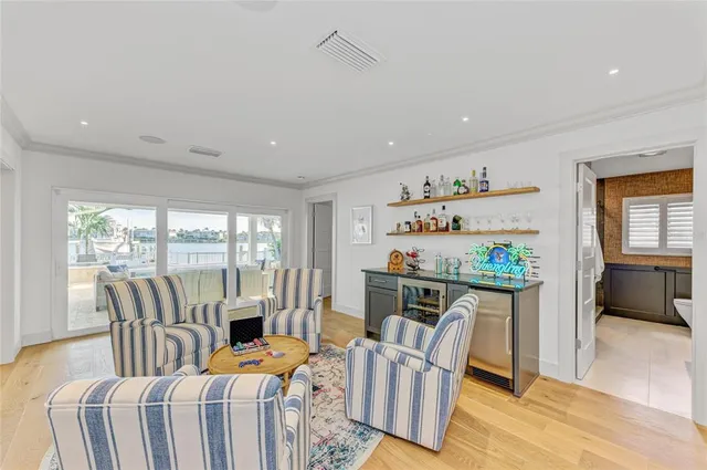 $3,950,000 | 605 Key Royale Drive, Holmes Beach, FL 34217