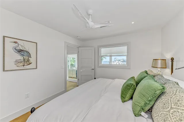 $3,950,000 | 605 Key Royale Drive, Holmes Beach, FL 34217