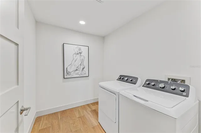 $3,950,000 | 605 Key Royale Drive, Holmes Beach, FL 34217