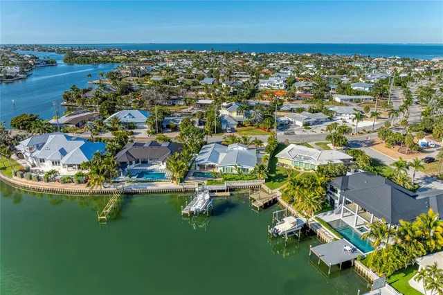 $3,950,000 | 605 Key Royale Drive, Holmes Beach, FL 34217