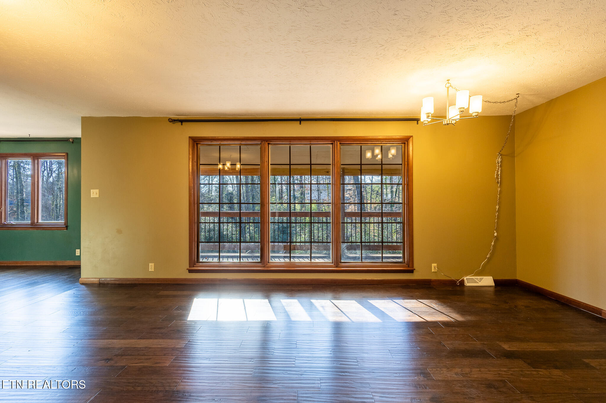 109 Balsam Road Oak Ridge, TN 37830 - Photo 21 of 53 Family Room