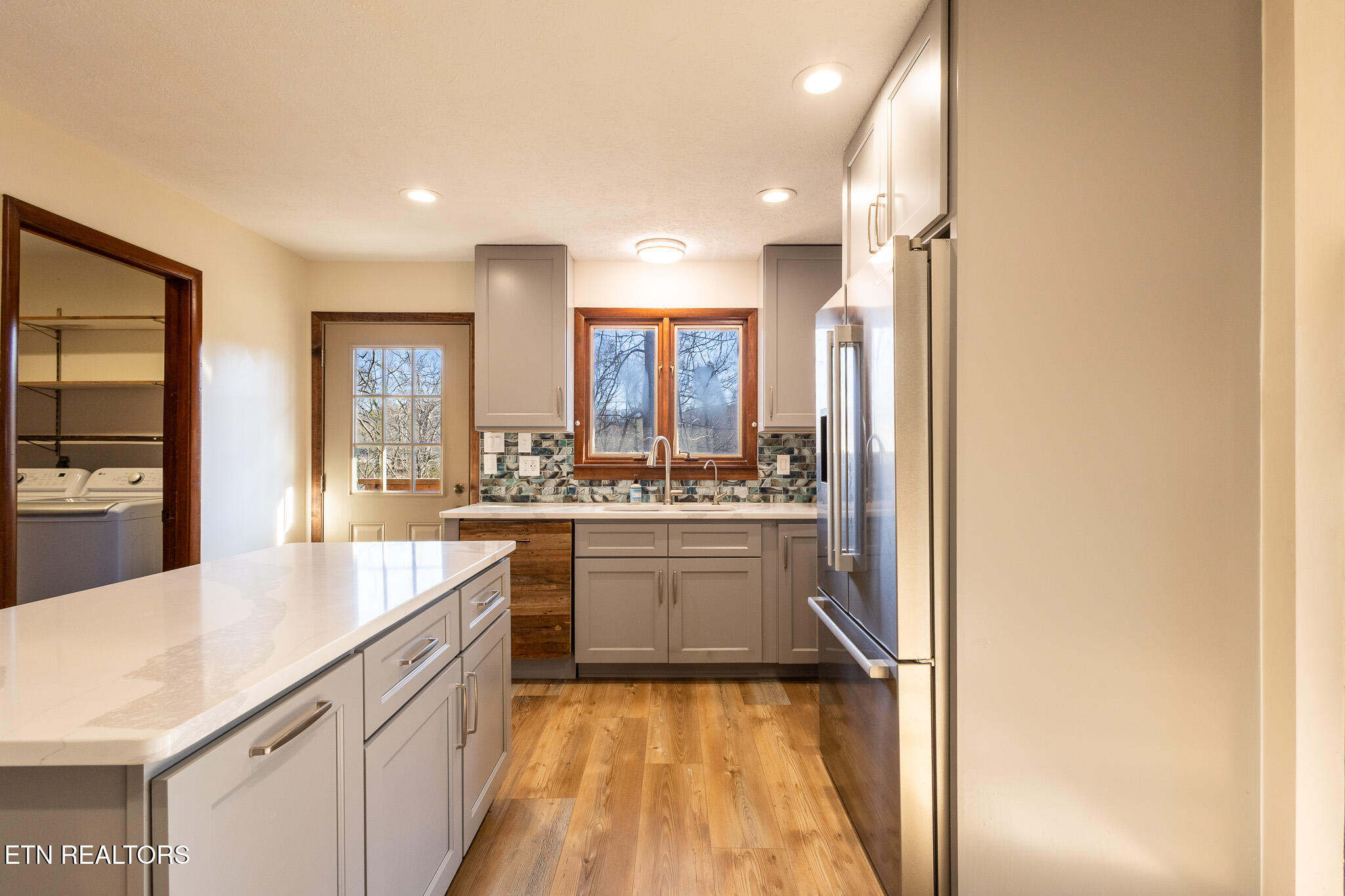 109 Balsam Road Oak Ridge, TN 37830 - Photo 6 of 53 Kitchen