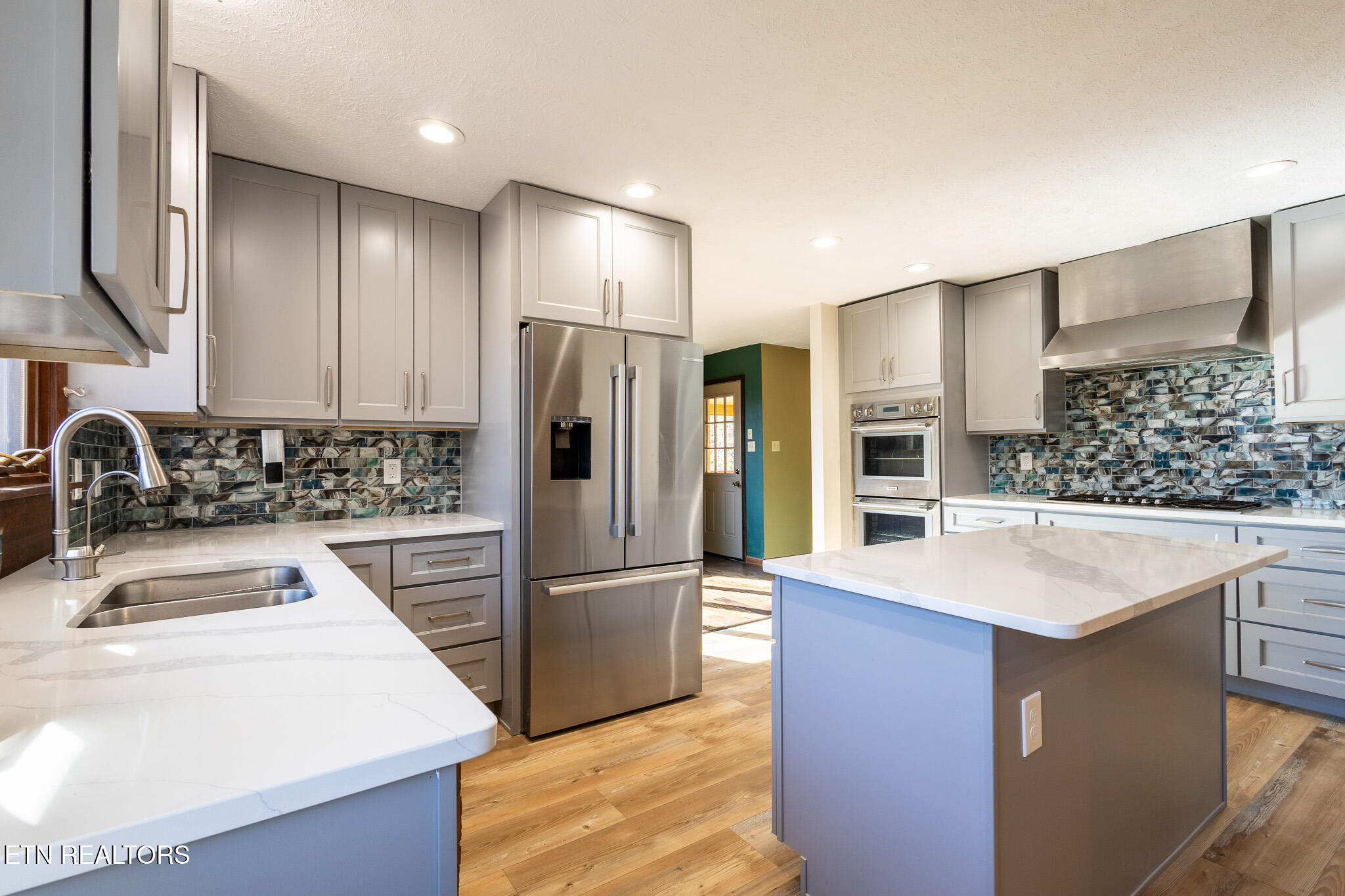 109 Balsam Road Oak Ridge, TN 37830 - Photo 10 of 53 Kitchen