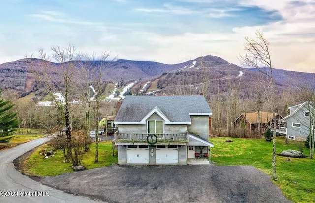 $575,000 | 167 Botti Drive, Hunter, NY 12442