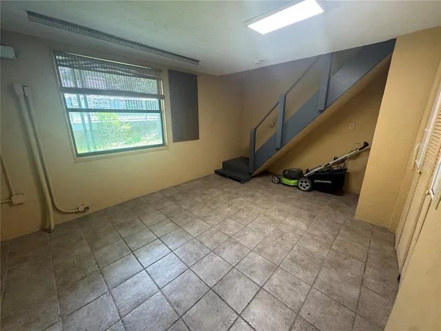 $2,500 | 3 Northwest 24 Street, Gainesville, FL 32607