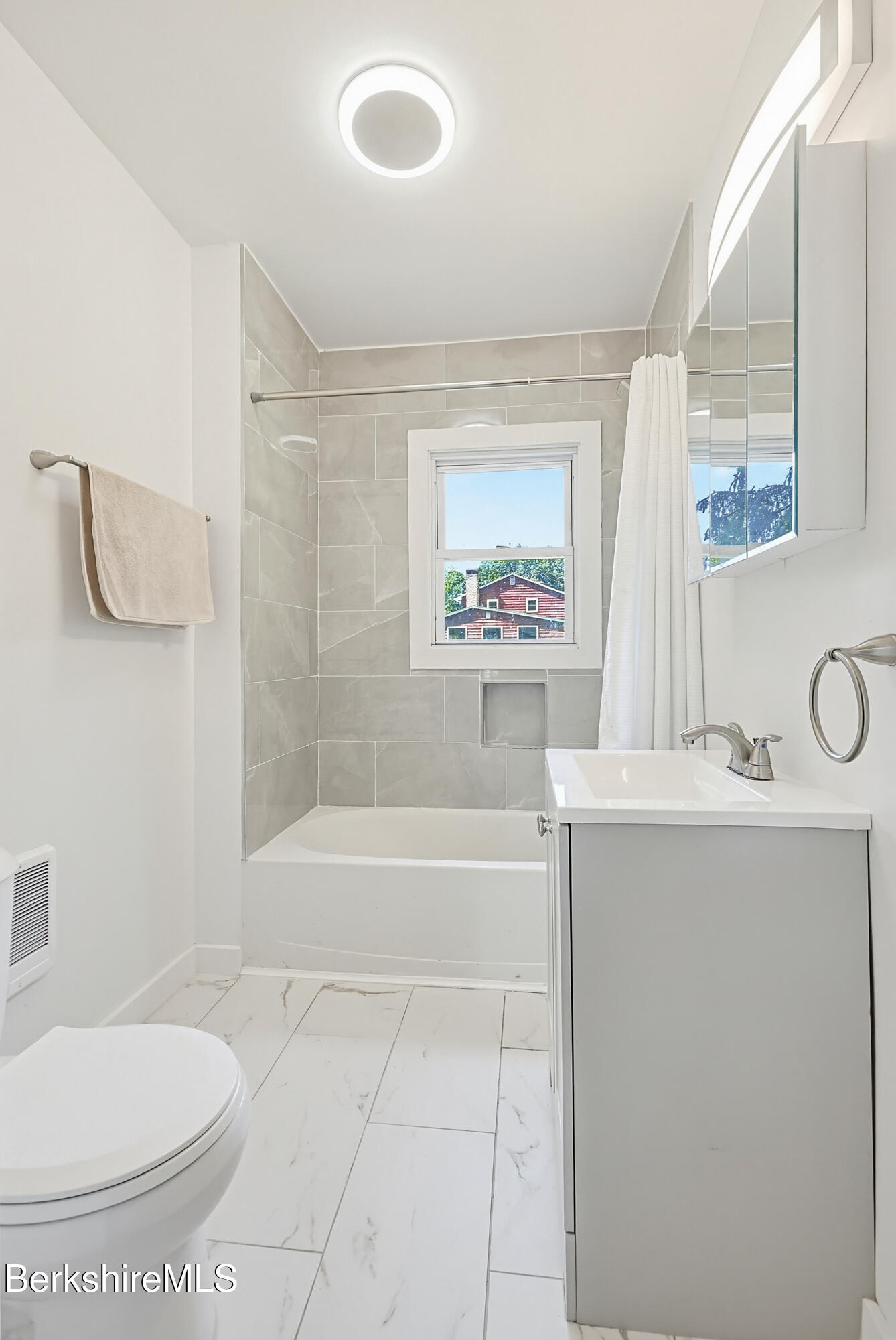 386 North Plain Road Great Barrington, MA 01236 - Photo 33 of 38 bathroom 2