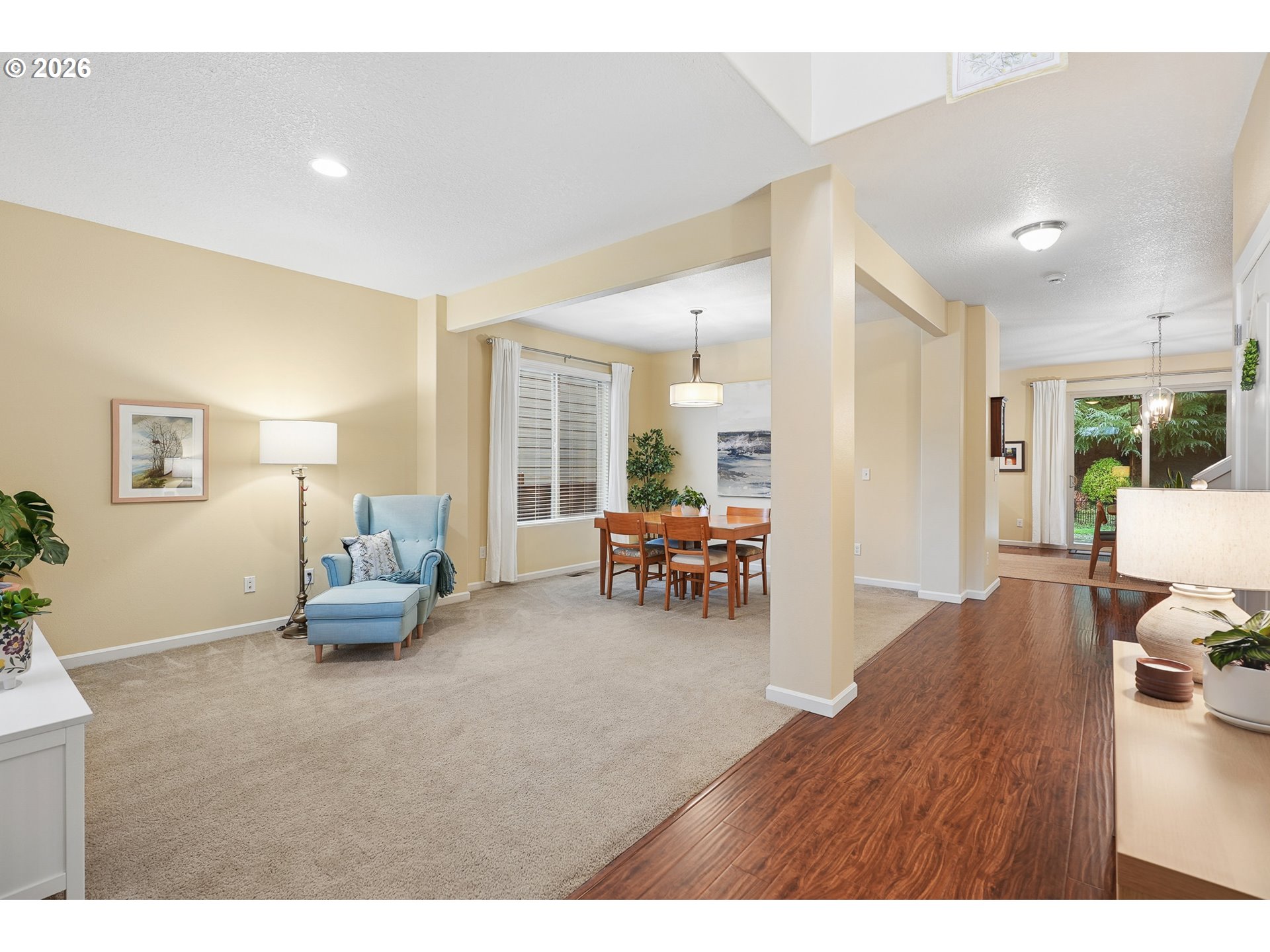 504 North Allen Creek Drive Ridgefield, WA 98642 - Photo 5 of 38 a living room with furniture and wooden floor