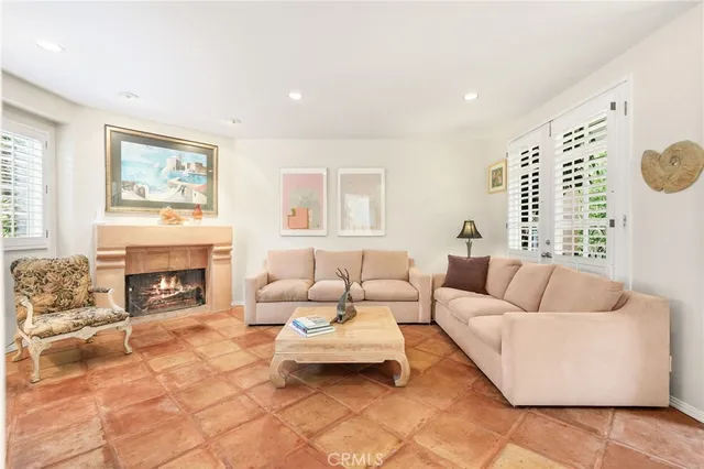 $1,595,000 | 1827 Barry Avenue, Unit 2, Los Angeles, CA 90025