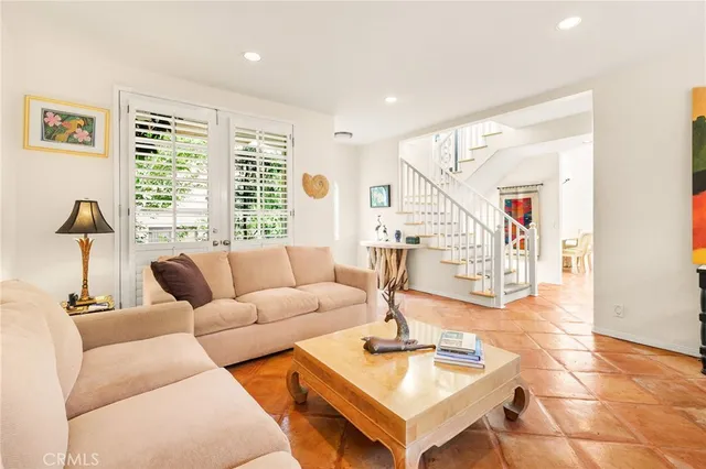 $1,595,000 | 1827 Barry Avenue, Unit 2, Los Angeles, CA 90025