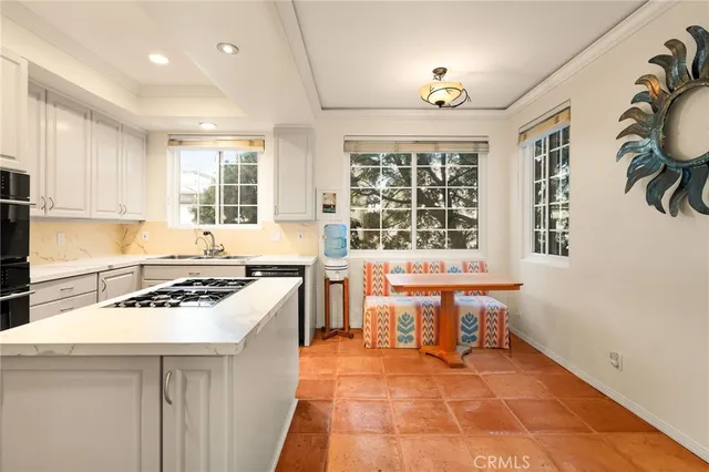 $1,595,000 | 1827 Barry Avenue, Unit 2, Los Angeles, CA 90025