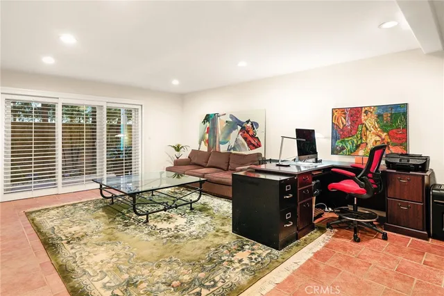 $1,595,000 | 1827 Barry Avenue, Unit 2, Los Angeles, CA 90025