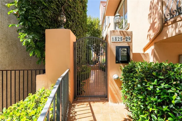 $1,595,000 | 1827 Barry Avenue, Unit 2, Los Angeles, CA 90025