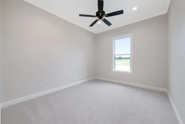 $895,000 | 8005 Bee Cave Road, China Spring, TX 76633